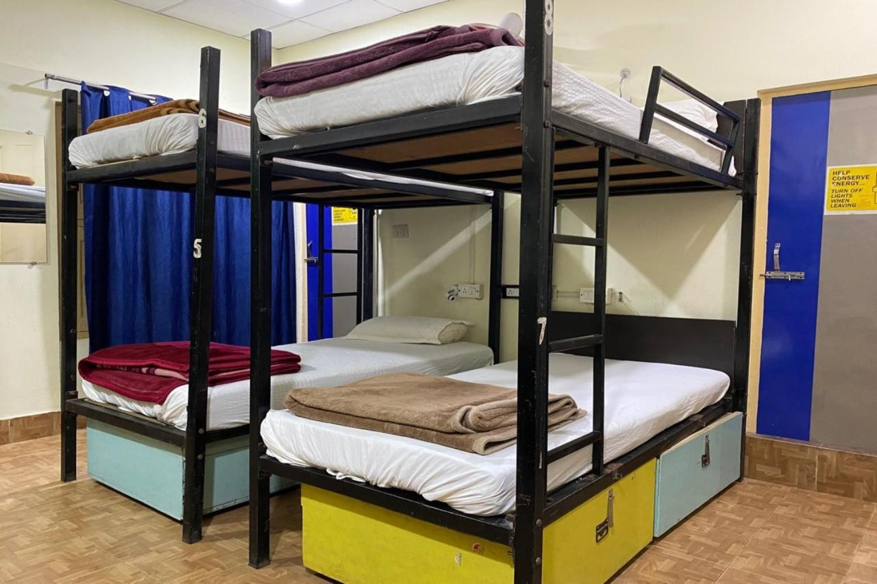 Vagabond Stay Hostelバラナシ エクステリア 写真